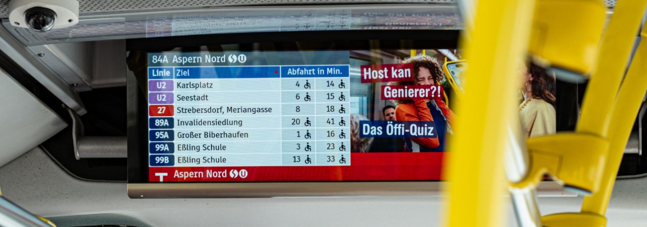 Umsteigeanzeige im Bus